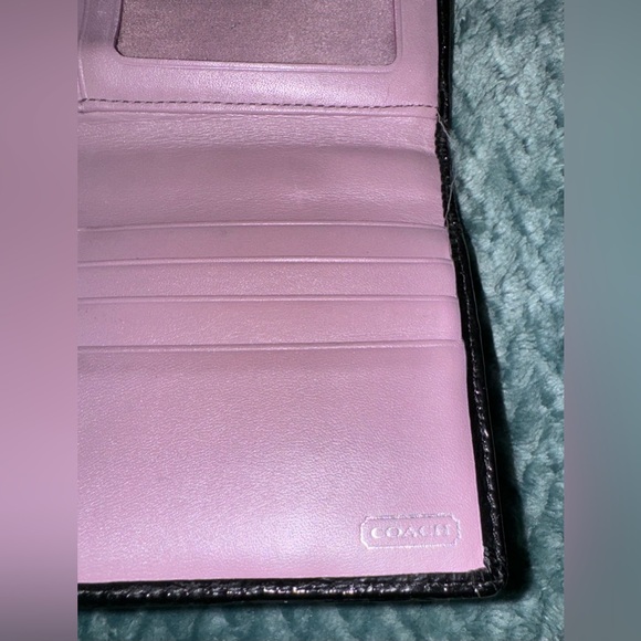 Authentic Black Logo Coach Wallet W/Credit Card Slots And Coin Case Lavender - Picture 5 of 10